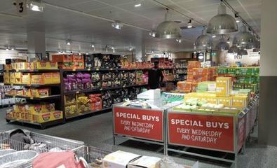 Aldi年底前全面下架一次性塑料日用品，環保舉措獲澳洲消費者力挺